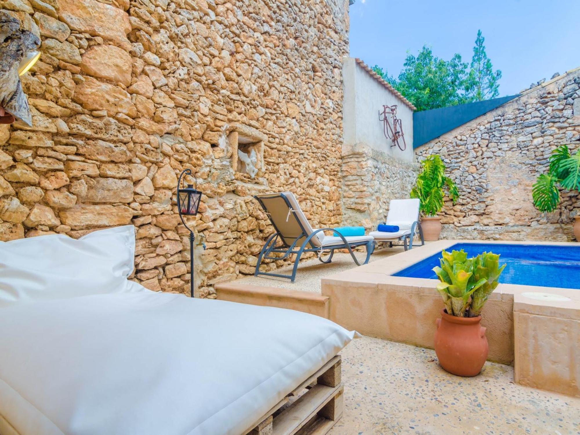 With Private Pool